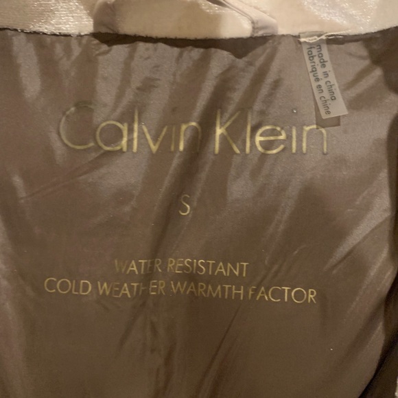 Calvin Klein Winter Puffer Coat - Picture 2 of 3